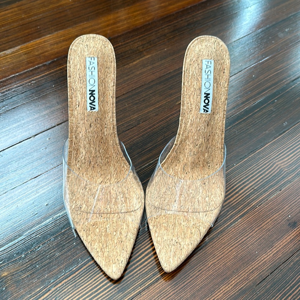 Fashion Nova size 9